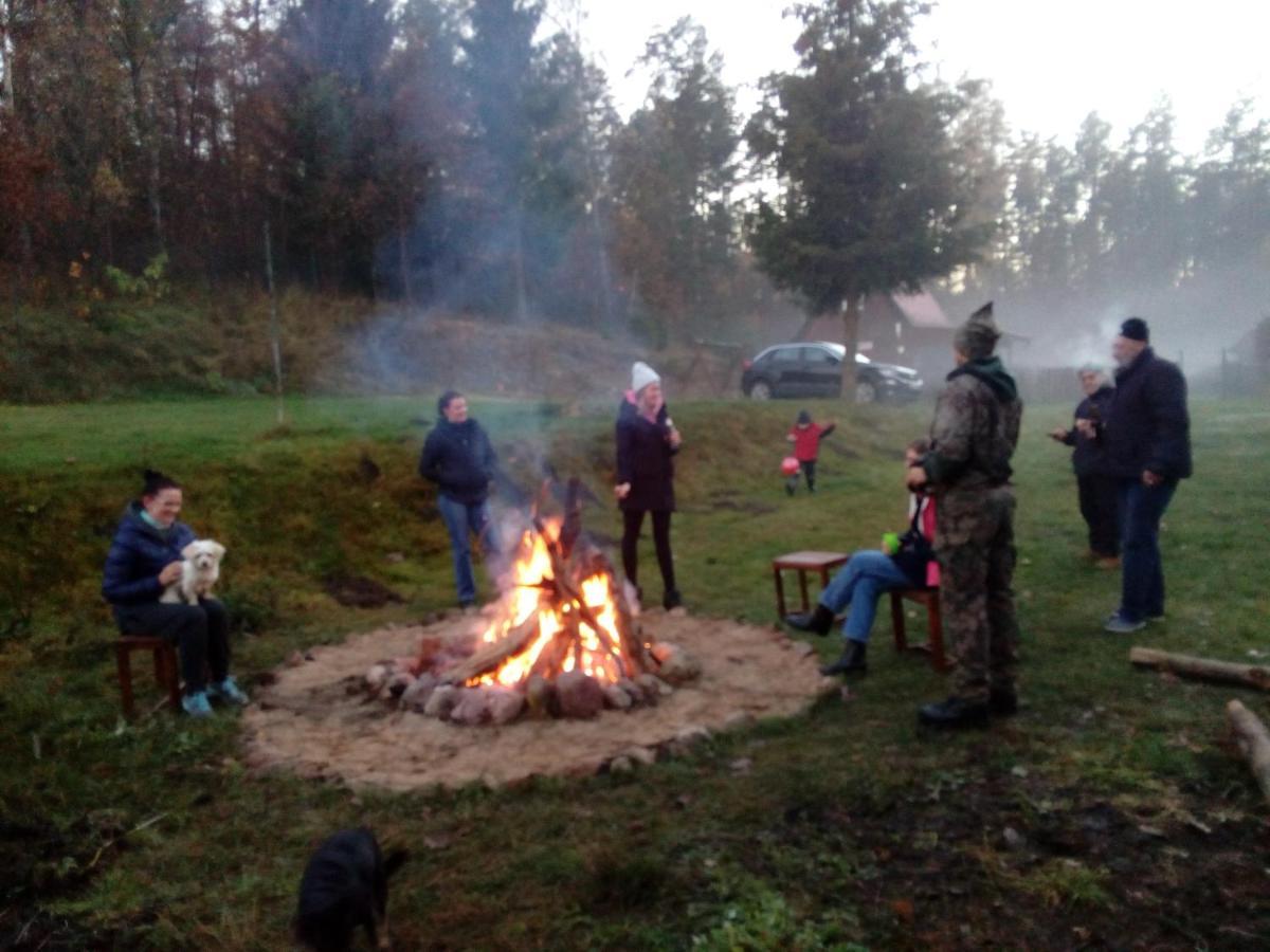 Domki Wczasowe Mazury - Ferienhaus Masuren - Do 12 Osob - Idealny Dla Grup Dluzek Eksteriør bilde